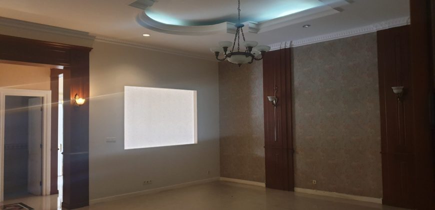 Rumah Mewah Cantik di Kebayoran Baru