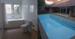 Disewakan Rumah di Kemang Mirip villa