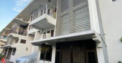 Rumah rapi siap huni dilingkungan asri Townhouse Kayu Putih