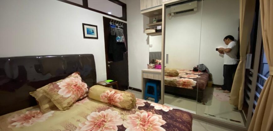 Rumah rapi siap huni dilingkungan asri Townhouse Kayu Putih