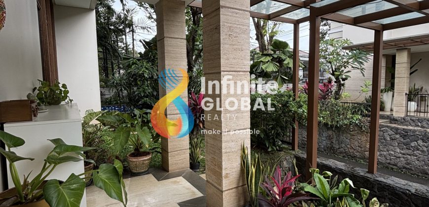 New townhouse with tropical & modern style at Jeruk purut kemang
