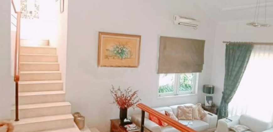 Dijual Cepat Rumah 2.5 Lantai di Area Bintaro