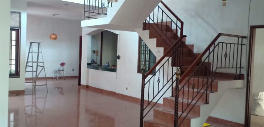 Rumah tinggal disewakan di Gudang Peluru, Tebet