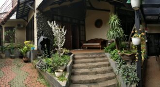 Dijual rumah mewah berikut kos2an 19 kamar
