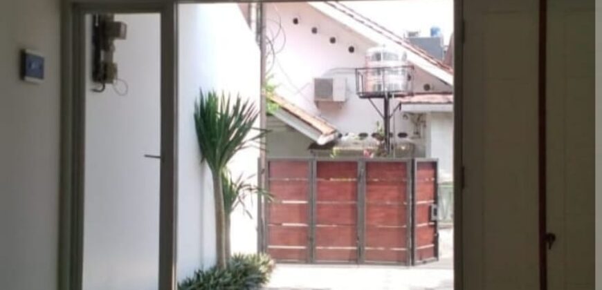 Rumah Baru Siap Huni Dekat stasiun Cawang