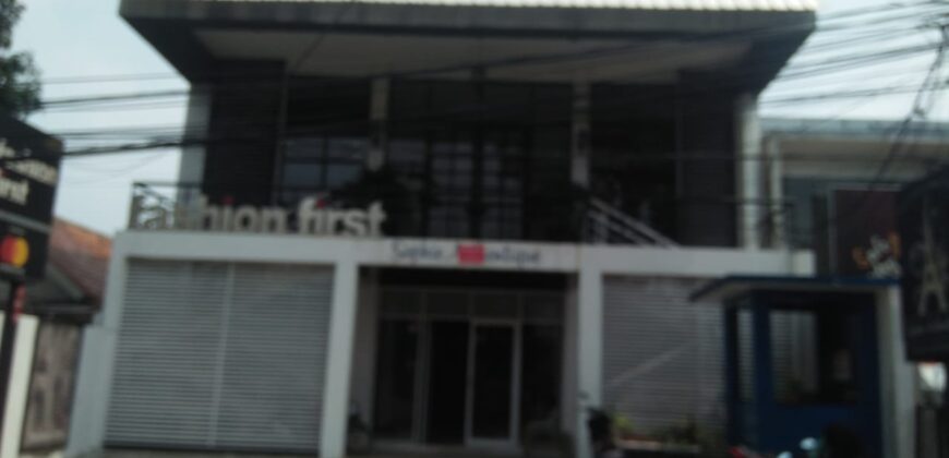 Disewakan gedung/rumah 3.5 lantai di cikajang