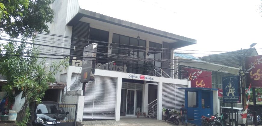 Disewakan gedung/rumah 3.5 lantai di cikajang