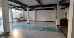 Disewakan gedung/rumah 3.5 lantai di cikajang