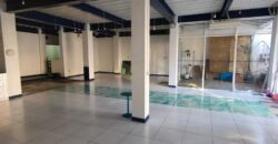 Disewakan gedung/rumah 3.5 lantai di cikajang