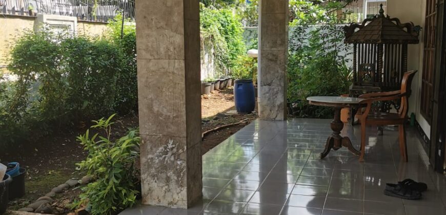 Dijual rumah tua di Gandaria