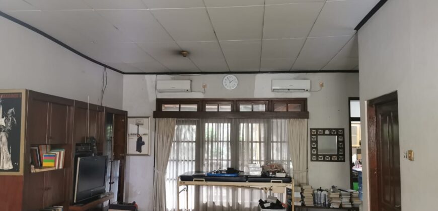 Dijual rumah tua di Gandaria