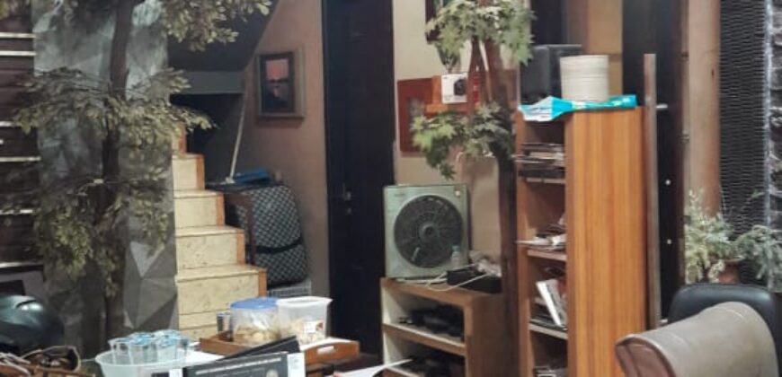 Dijual Rumah 3 lantai di Duren Sawit