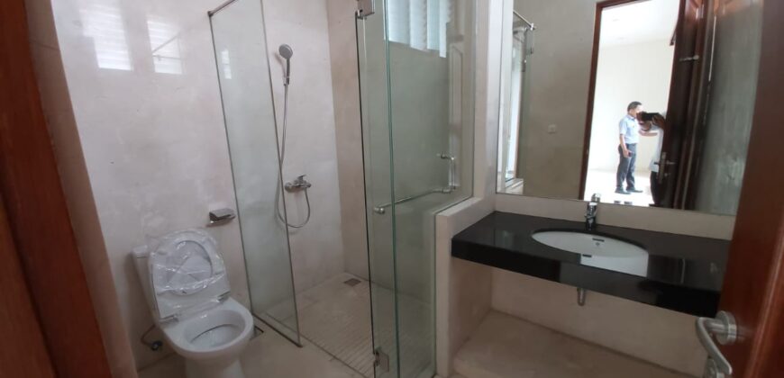 Rumah dan kavling townhouse di Ampera