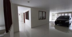 Rumah dan kavling townhouse di Ampera