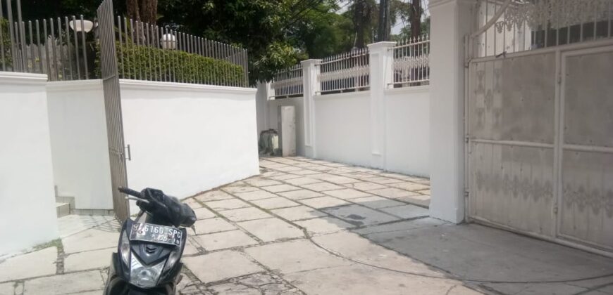 Dijual Rumah di Kemang