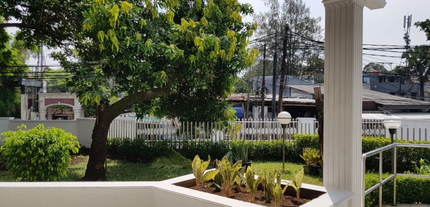 Dijual Rumah di Kemang
