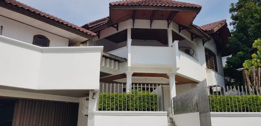 Dijual Rumah di Kemang