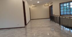 RUMAH MEWAH DALAM KOMPLEK AMPERA