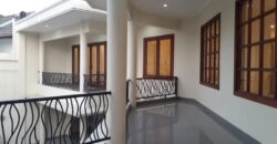 RUMAH MEWAH DALAM KOMPLEK AMPERA
