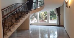 RUMAH MEWAH DALAM KOMPLEK AMPERA