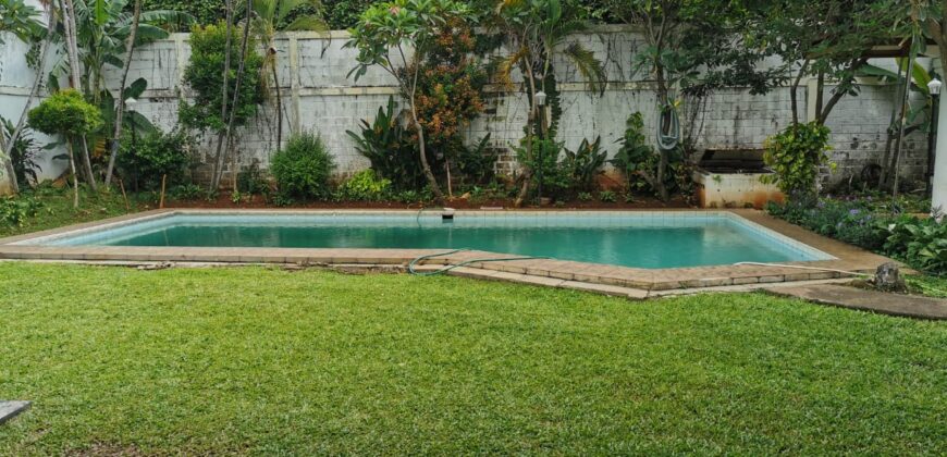 Dijual Rumah Kemang Terusan