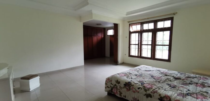 Dijual Rumah Kemang Terusan