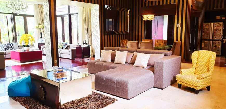 RUMAH MODERN 2 LANTAI SEMI FURNISHED
