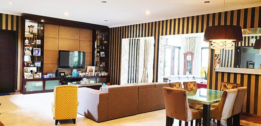 RUMAH MODERN 2 LANTAI SEMI FURNISHED