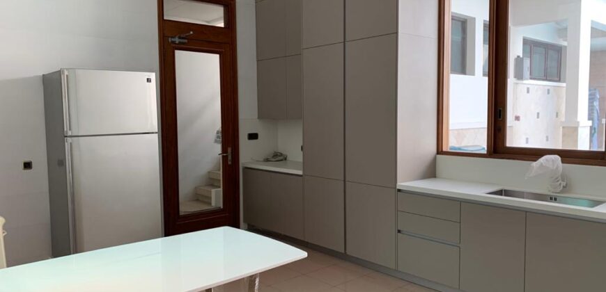 Disewakan Rumah Modern di Kawasan Pondok Indah