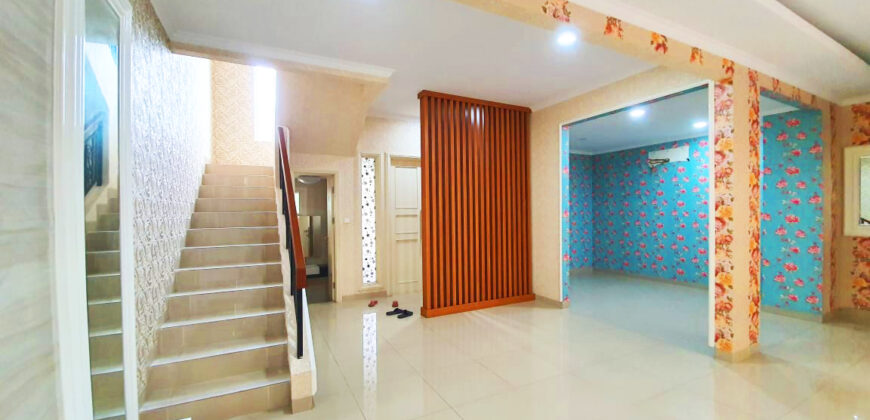 Disewakan Rumah Cluster Flaminggo Sumarecon Serpong