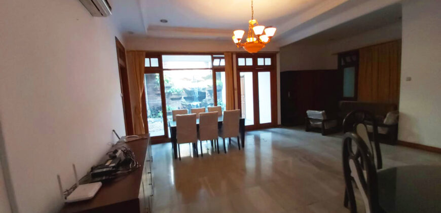 Dijual Rumah di Panglima Polim kebayoran Baru