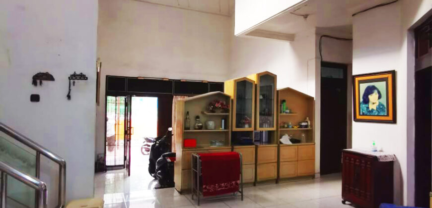 Dijual Rumah 2.5 lantai Dekat cideng dan tomang raya
