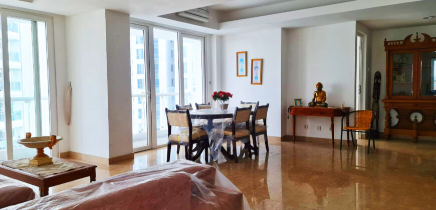 Apartment royal  Springhill residence Tower Bulgari lantai 30