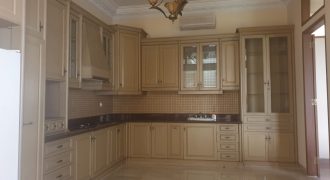 Dijual rumah cantik 2 lantai di cipete