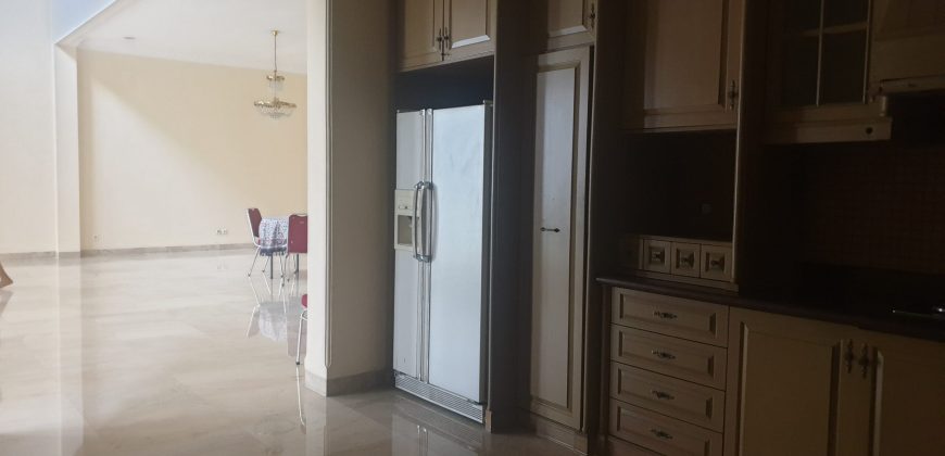 Dijual rumah cantik 2 lantai di cipete