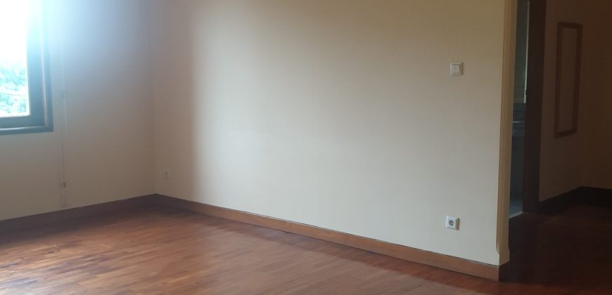 Dijual rumah cantik 2 lantai di cipete