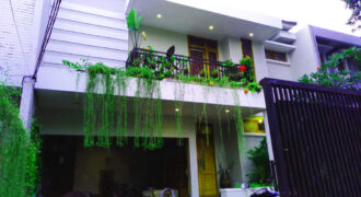 Rumah Disewakan di Kemang Dalam