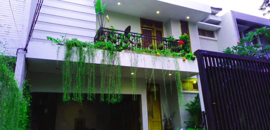 Rumah Disewakan di Kemang Dalam