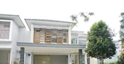 Rumah Baru di perumahan Vassa Lake Lippo Cikarang