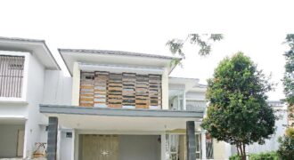 Rumah Baru di perumahan Vassa Lake Lippo Cikarang