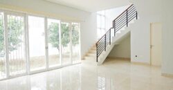 Rumah Baru di perumahan Vassa Lake Lippo Cikarang