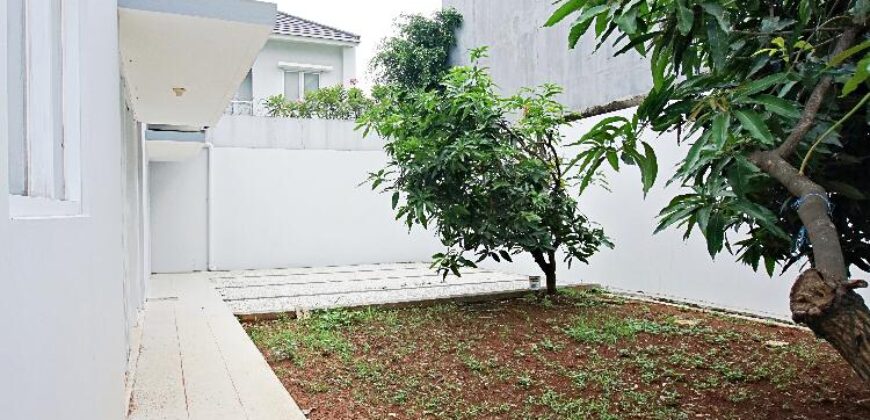 Rumah Baru di perumahan Vassa Lake Lippo Cikarang