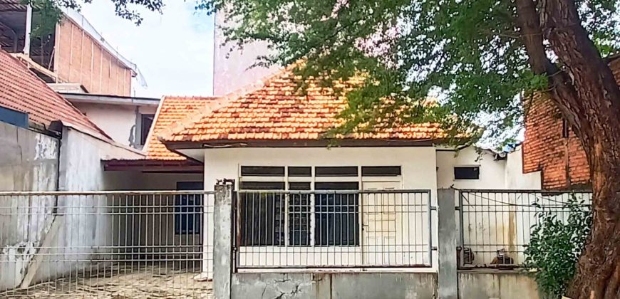 Dijual rumah lama Hitung Tanah