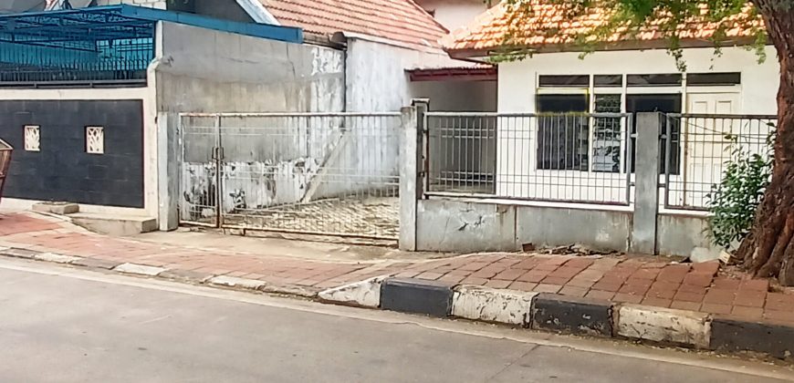 Dijual rumah lama Hitung Tanah