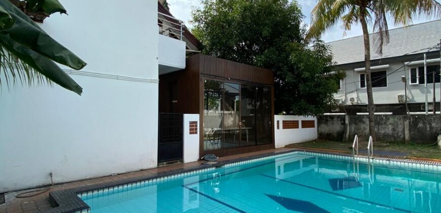 Rumah Bisa Untuk Kantor Semi Furnished