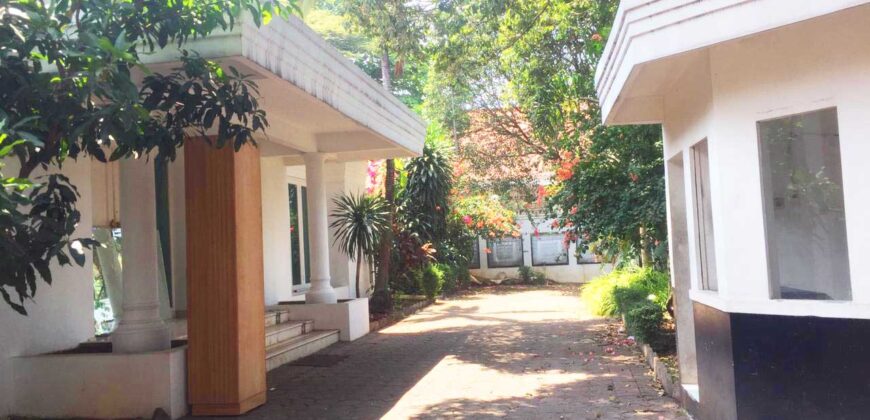 Disewakan Rumah di Kemang Dalam