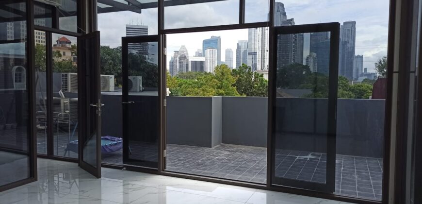 Dijual Rumah Modern Siap Huni 3.5 Lantai