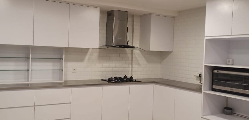 Dijual Rumah Modern Siap Huni 3.5 Lantai