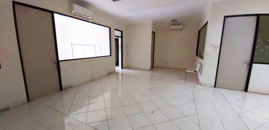 Disewakan Rumah atau Gedung di Kebayoran Baru
