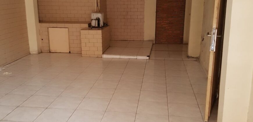 Jual Rumah Tua Pasar baru Zona Campuran Bisa Bangun Ruko